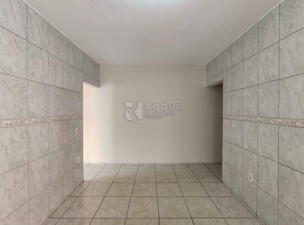 Casa Residencial para aluguel no bairro Jardim Residencial Regina Bastelli: Cozinha
