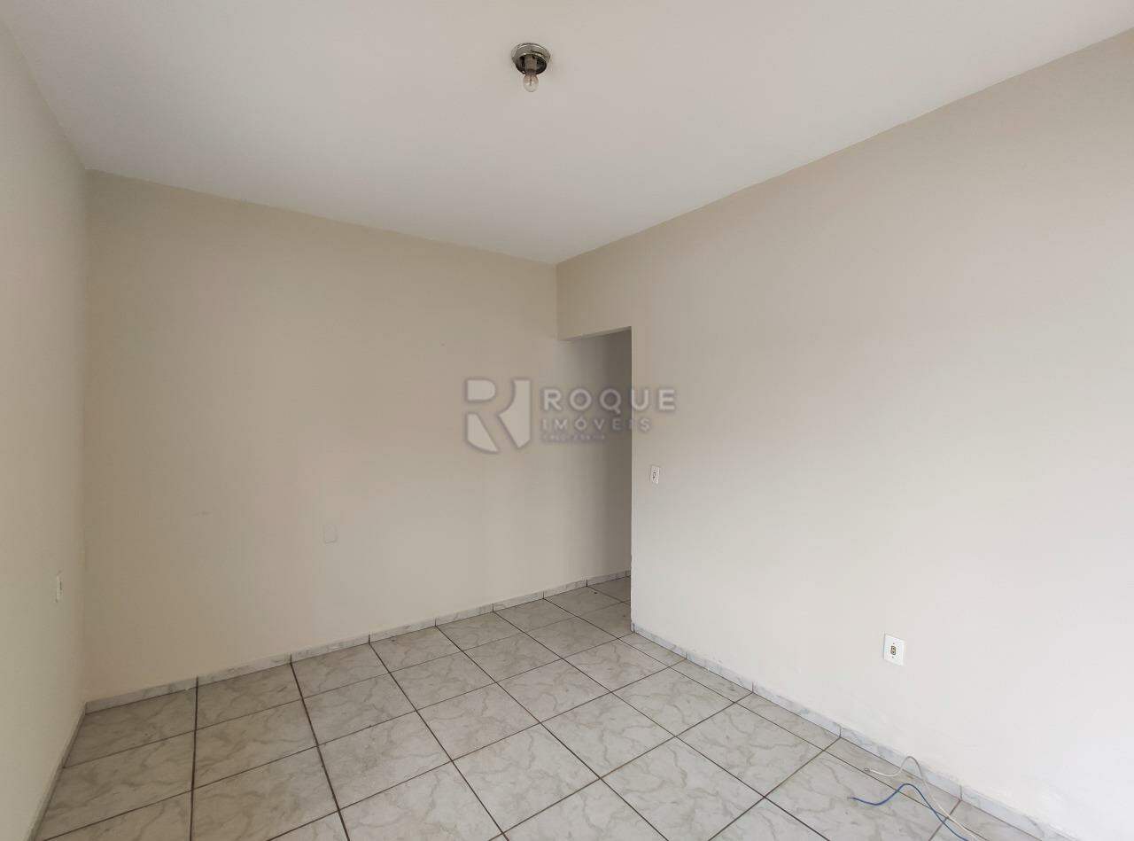 Casa Residencial para aluguel no bairro Jardim Residencial Regina Bastelli: Sala