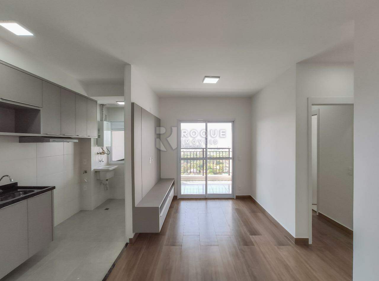 Apartamento para aluguel no bairro Jardim Santa Adélia: Sala 