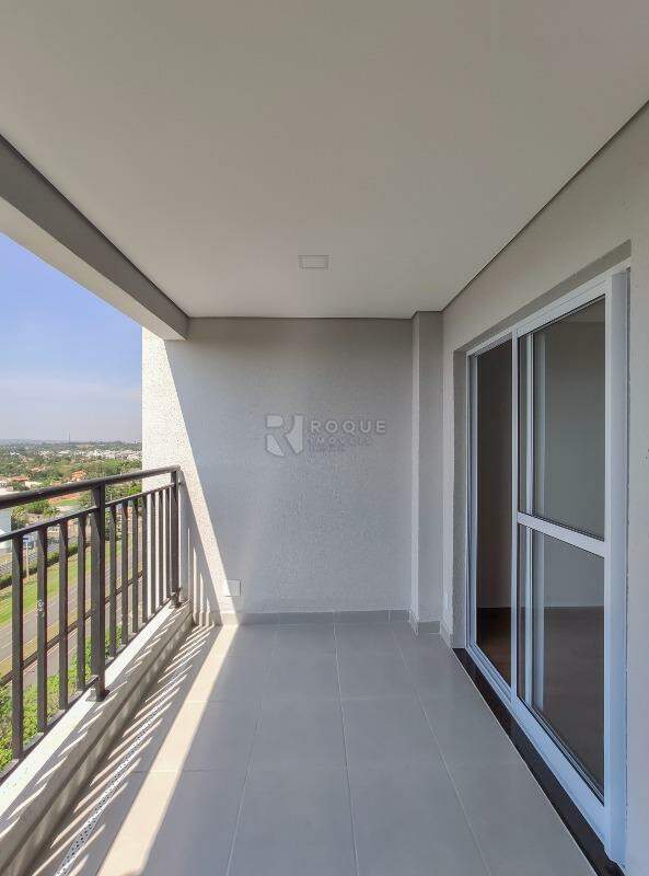 Apartamento para aluguel no bairro Jardim Santa Adélia: Sacada