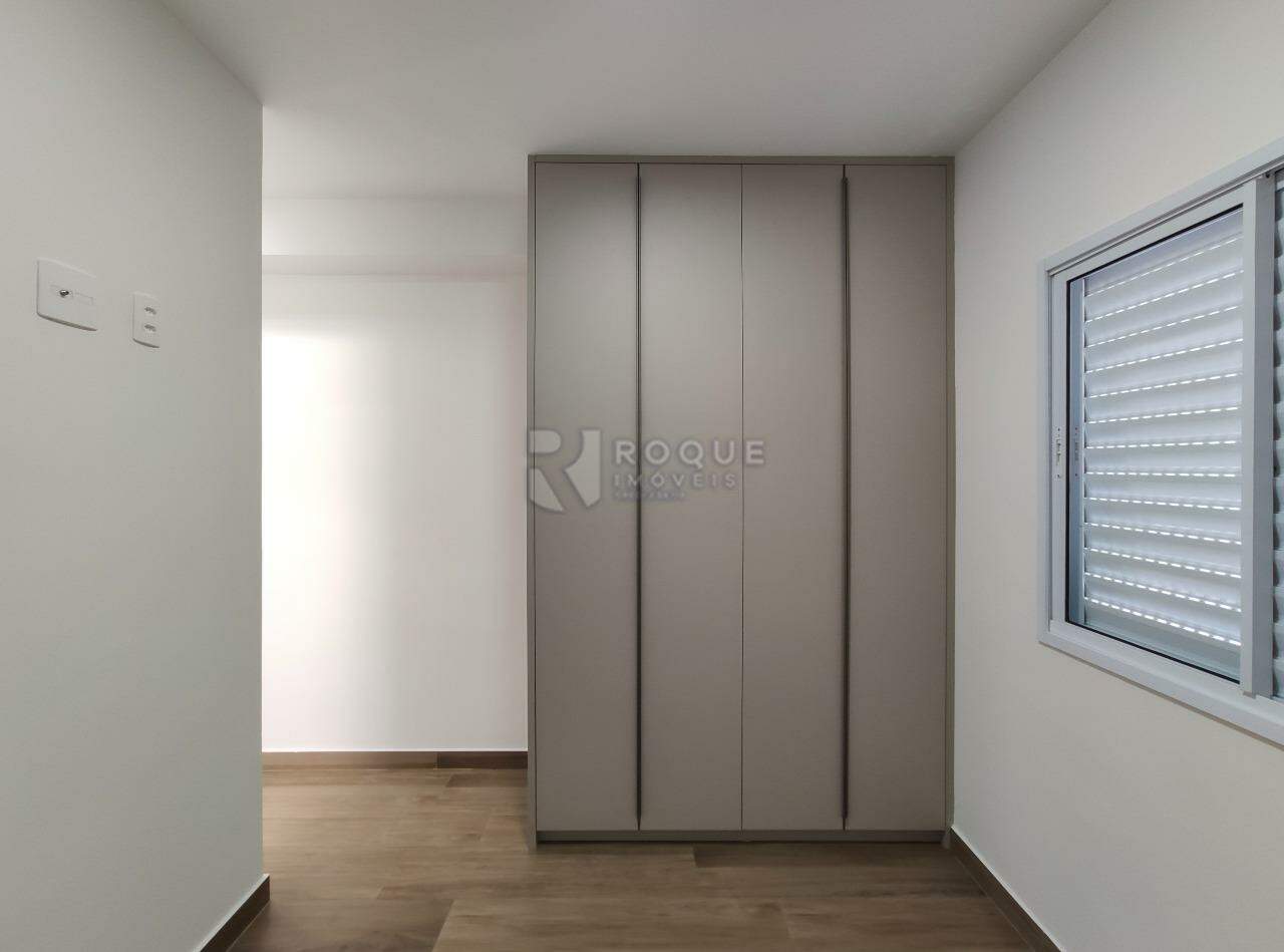 Apartamento para aluguel no bairro Jardim Santa Adélia: Dormitório 2 suíte