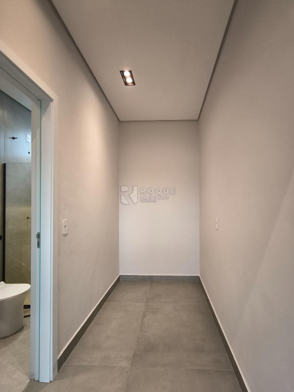 Casa Residencial à venda no bairro Jardim Marajoara: CLOSET SUÍTE