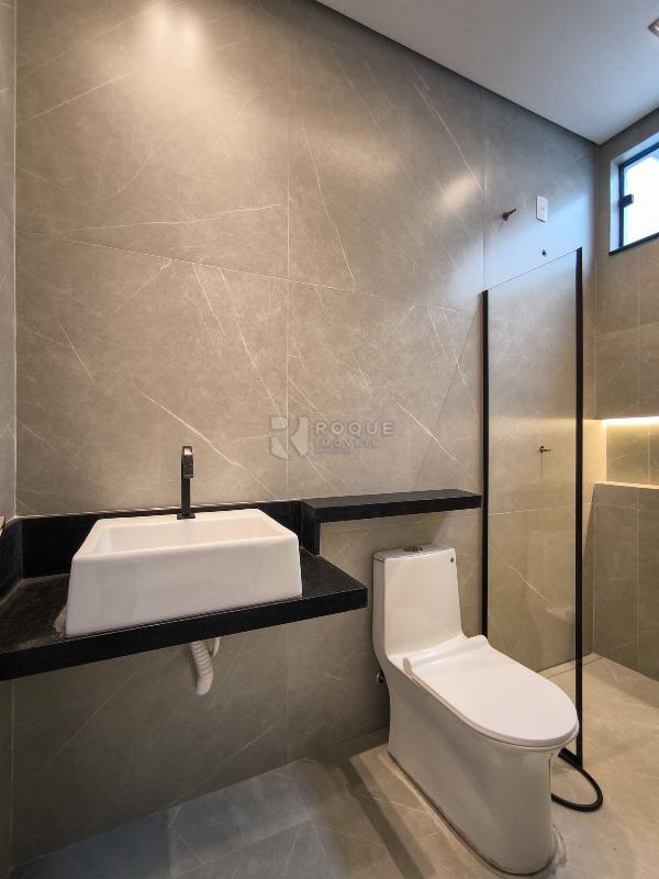 Casa Residencial à venda no bairro Jardim Marajoara: WC SUÍTE