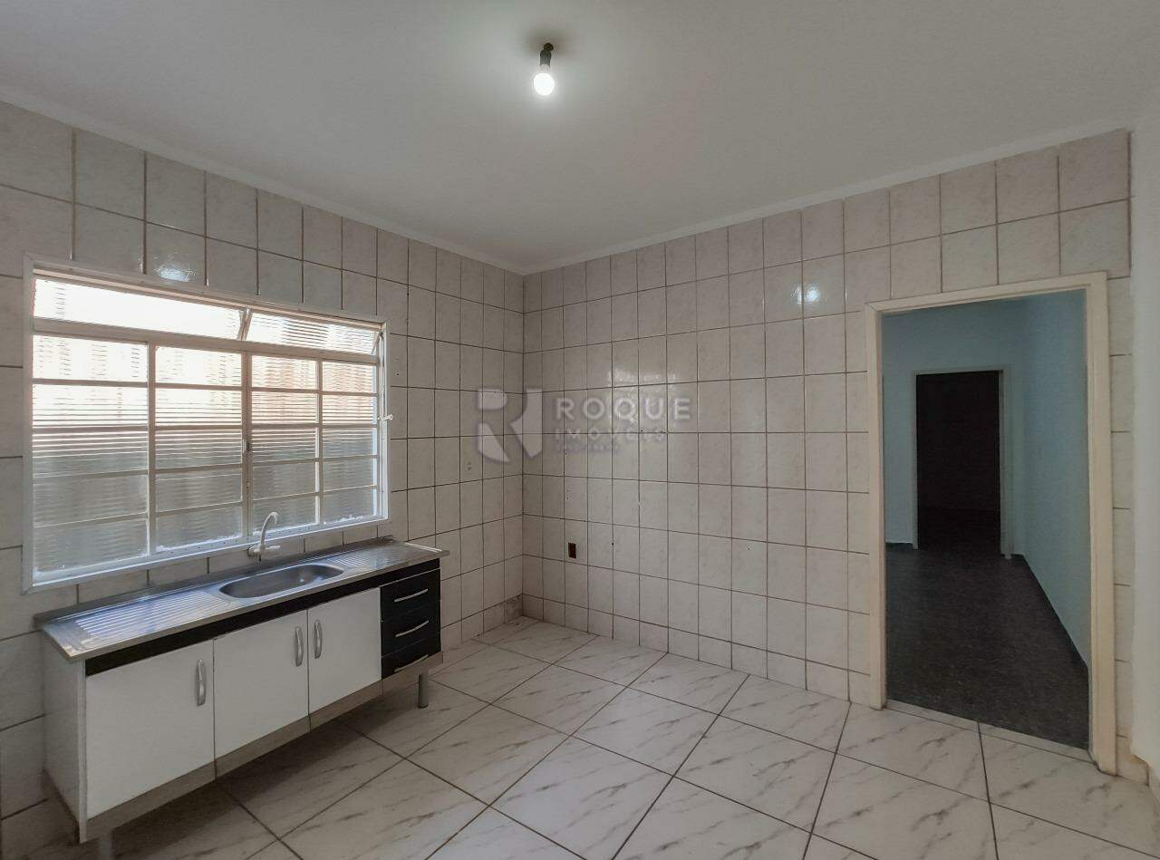 Casa Residencial para aluguel no bairro Jardim Ouro Branco: Cozinha 