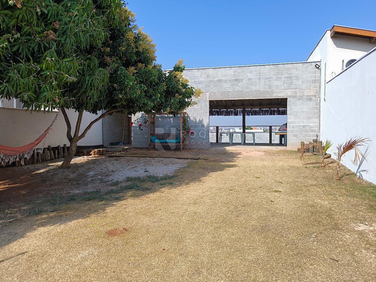 Área de Lazer à venda no bairro Parque Egisto Ragazzo: QUINTAL