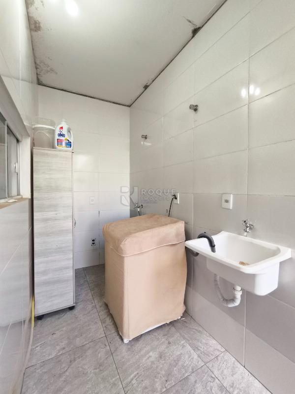 Casa Residencial à venda no bairro Jardim Elisa Fumagalli: LAVANDERIA