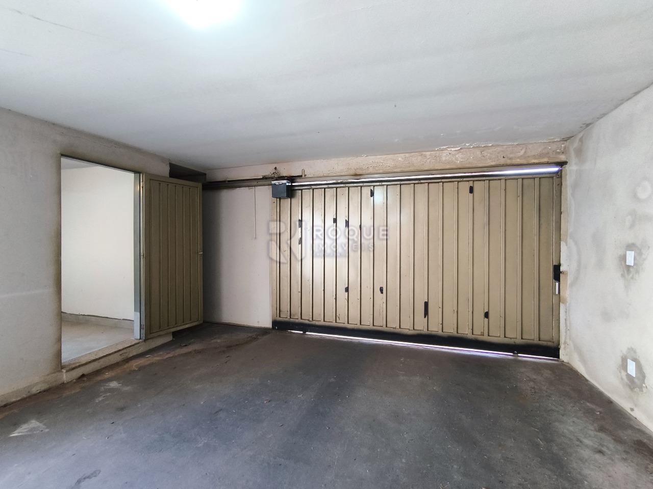 Casa Residencial à venda no bairro Jardim Elisa Fumagalli: GARAGEM