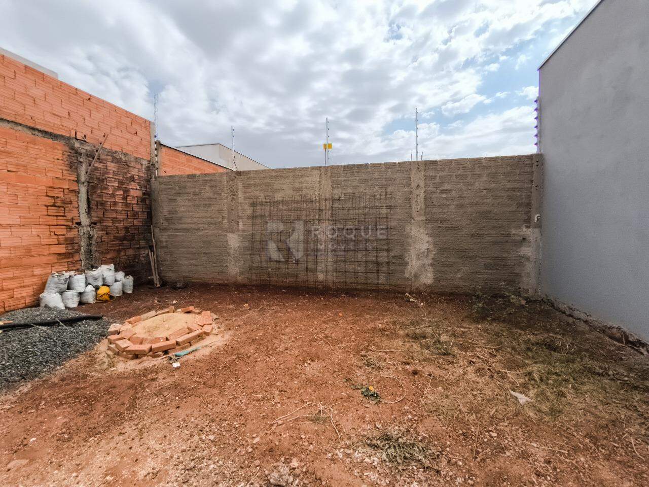 Casa Residencial à venda no bairro Residencial Recanto das Paineiras: QUINTAL