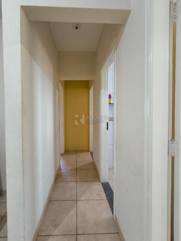 Chácara à venda no bairro Bairro do Pinhal: CORREDOR INTERNO