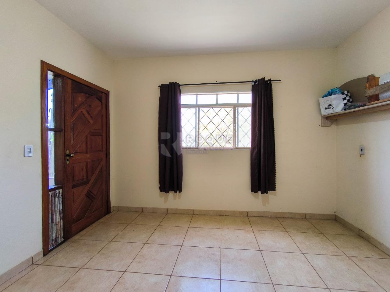 Chácara à venda no bairro Bairro do Pinhal: SALA DE ESTAR