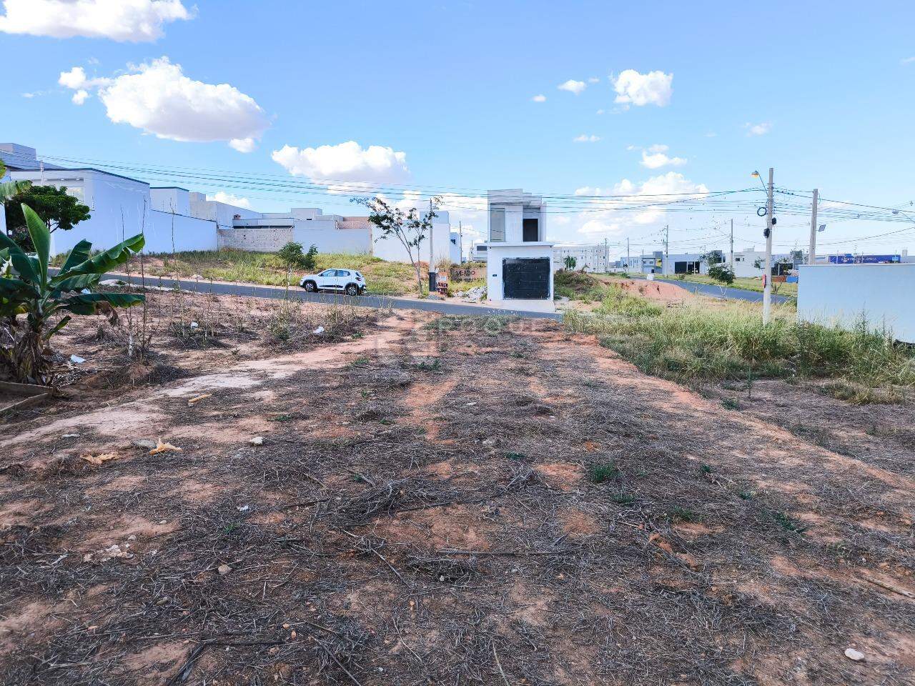 Terreno à venda no bairro Jardim Marajoara: 