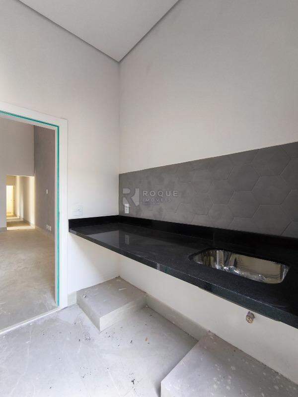 Casa Residencial à venda no bairro Residencial Colinas do Engenho I: LAVANDERIA