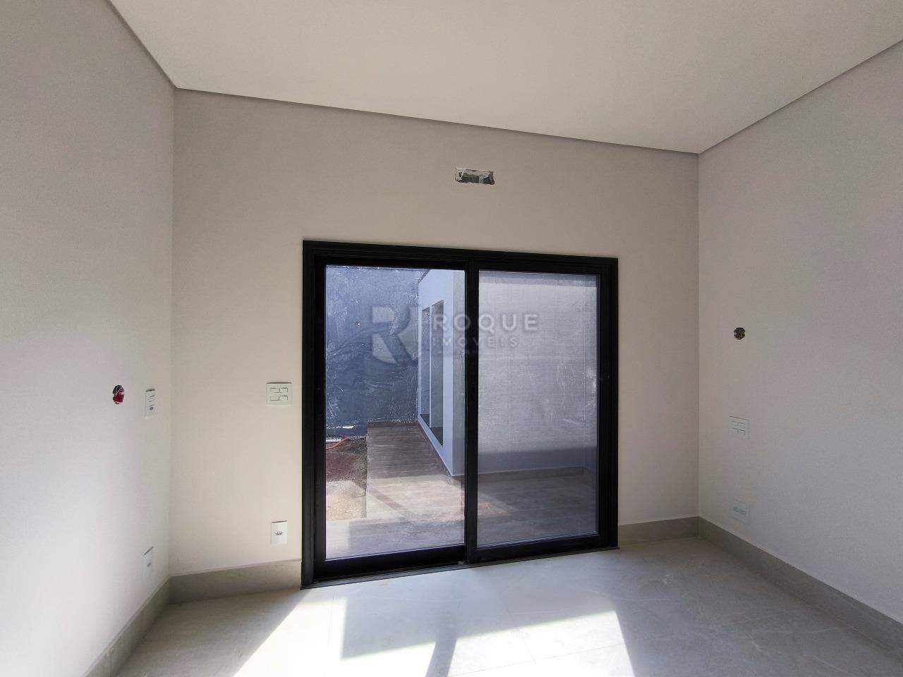 Casa Residencial à venda no bairro Residencial Colinas do Engenho I: SUÍTE
