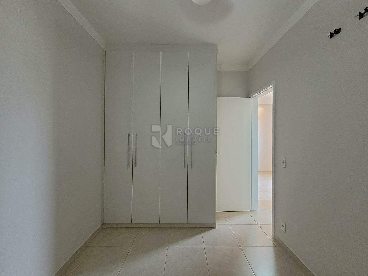 Apartamento para aluguel no bairro Vila Queiroz: Dormitório 02