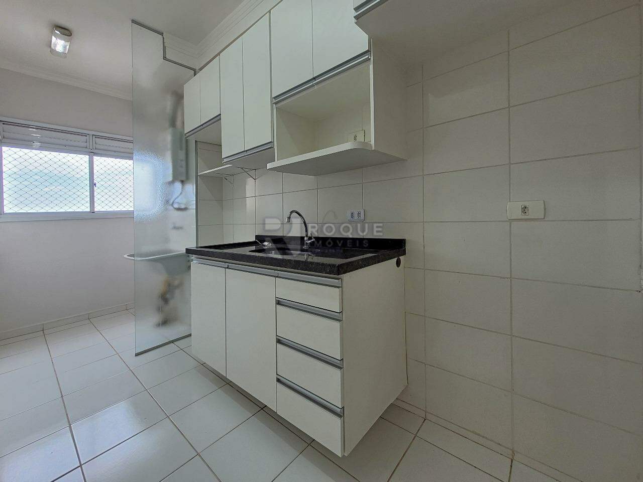 Apartamento para aluguel no bairro Vila Queiroz: Cozinha