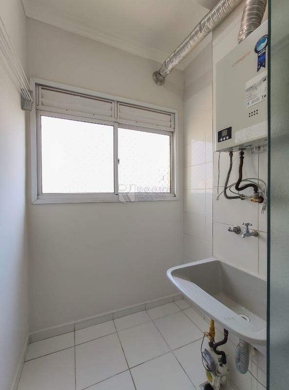 Apartamento para aluguel no bairro Vila Queiroz: Área de serviço