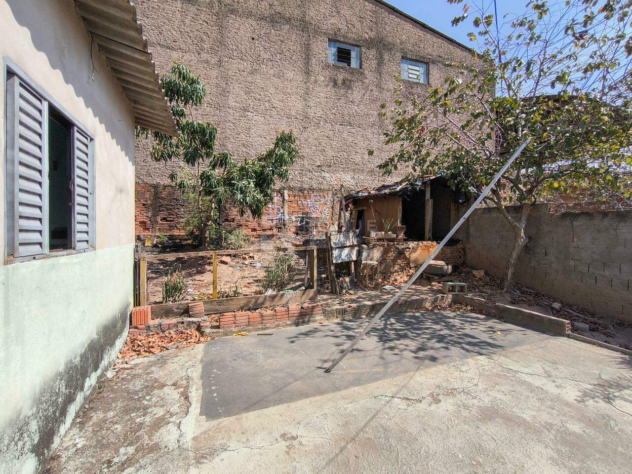 Casa Residencial à venda no bairro Jardim Anhanguera: QUINTAL