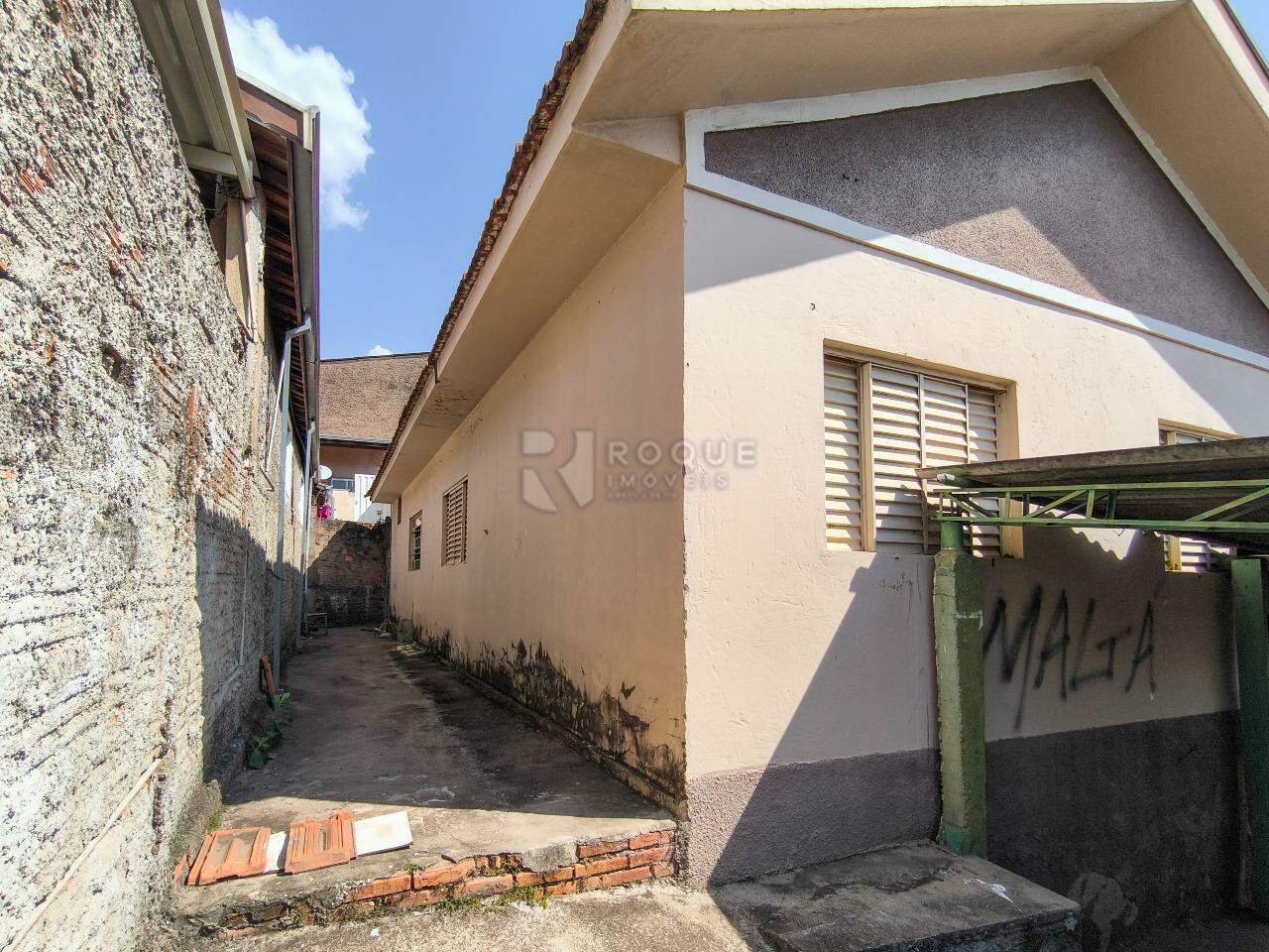 Casa Residencial à venda no bairro Jardim Anhanguera: LATERAL EXTERNA