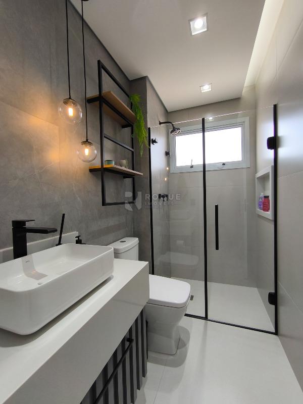 Apartamento à venda no bairro Jardim Florença: BANHEIRO SOCIAL