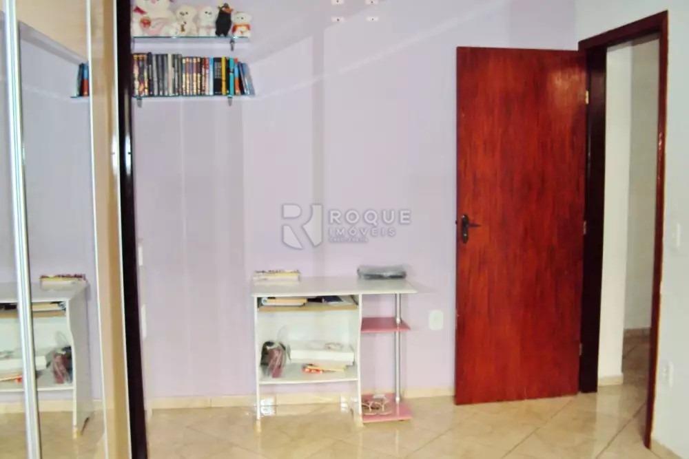 Casa Residencial à venda no bairro Parque Residencial Aeroporto: 