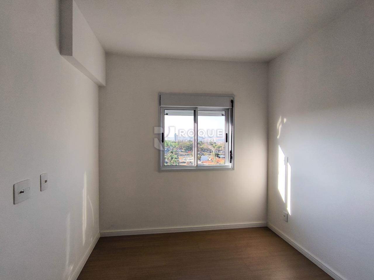 Apartamento à venda no bairro Jardim Senador Vergueiro: SUÍTE