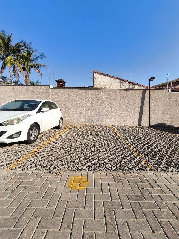Apartamento à venda no bairro Jardim Senador Vergueiro: VAGA DE ESTACIONAMENTO
