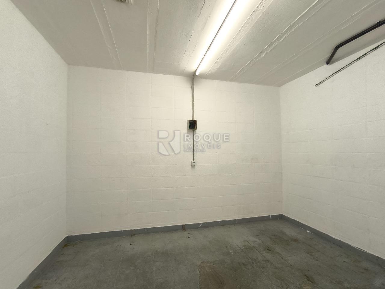 Barracão/Galpão à venda no bairro Jardim Glória: SALA 6