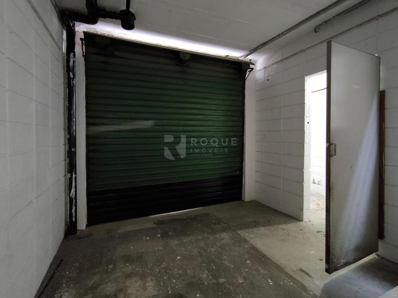 Barracão/Galpão à venda no bairro Jardim Glória: ENTRADA