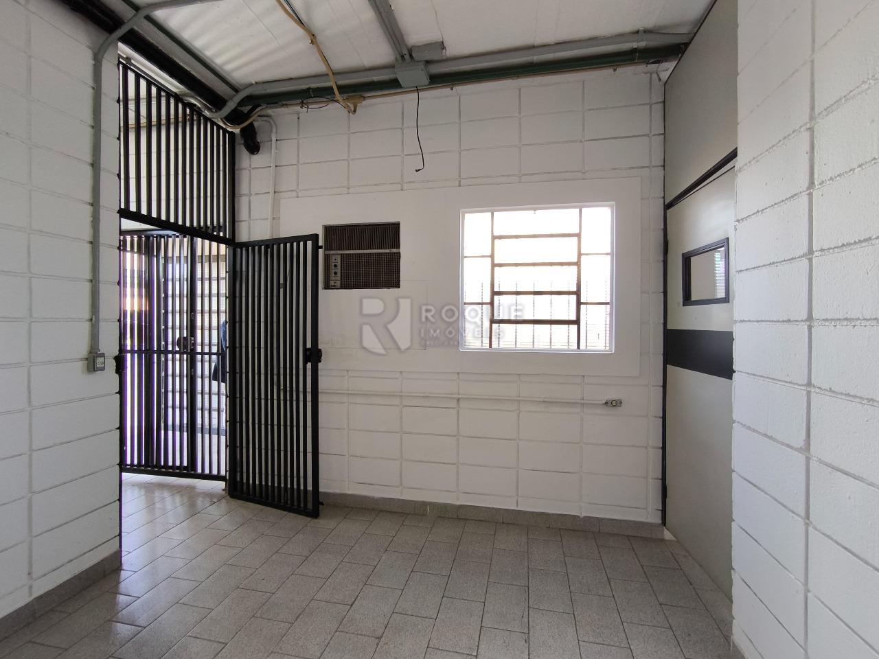 Barracão/Galpão à venda no bairro Jardim Glória: SALA 1