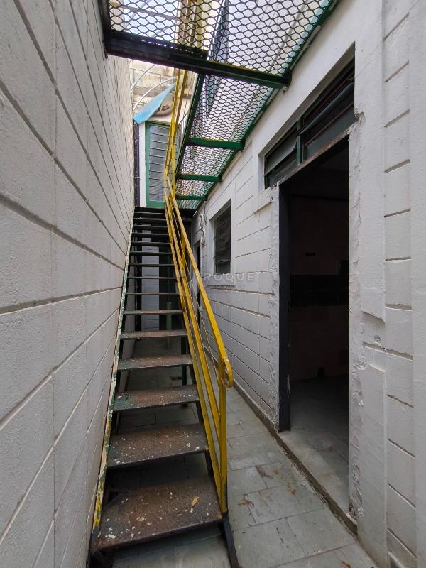 Barracão/Galpão à venda no bairro Jardim Glória: ACESSO