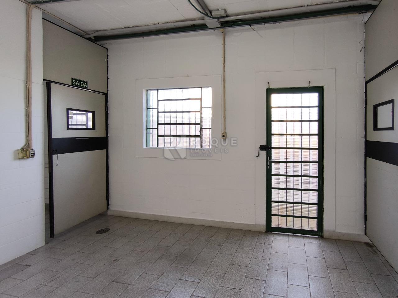 Barracão/Galpão à venda no bairro Jardim Glória: SALA 2