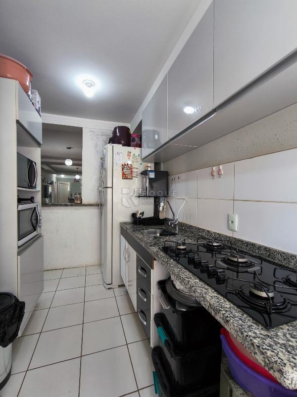 Apartamento à venda no bairro Residencial Jardins de Limeira: COZINHA