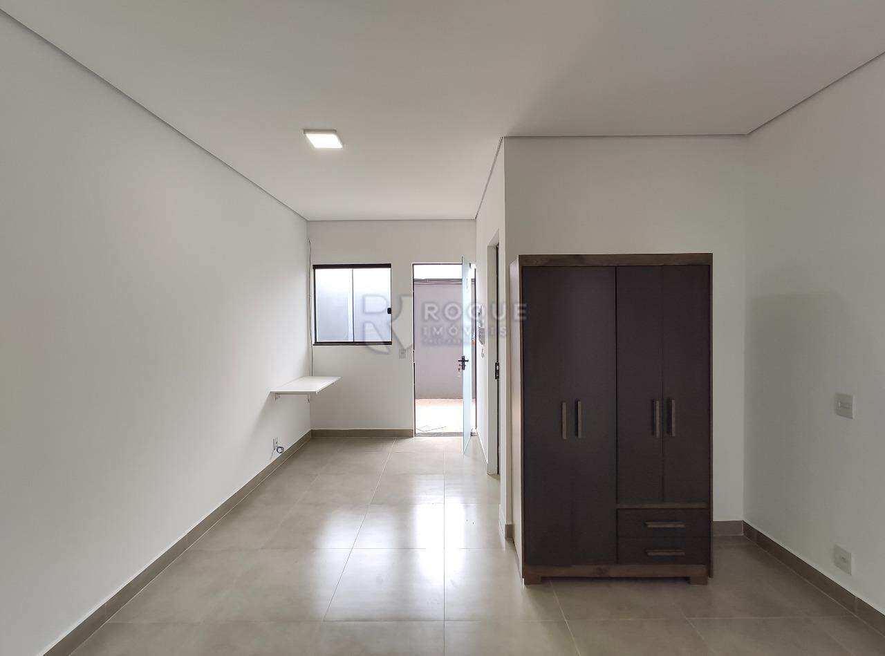 Kitnet para aluguel no bairro Jardim Cidade Universitária I: Dormitório 