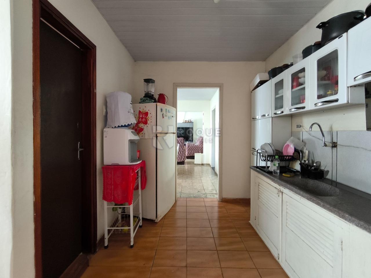 Casa Residencial à venda no bairro Vila São Roque: COZINHA