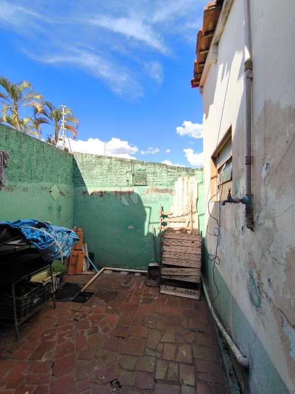 Casa Residencial à venda no bairro Vila São Roque: QUINTAL