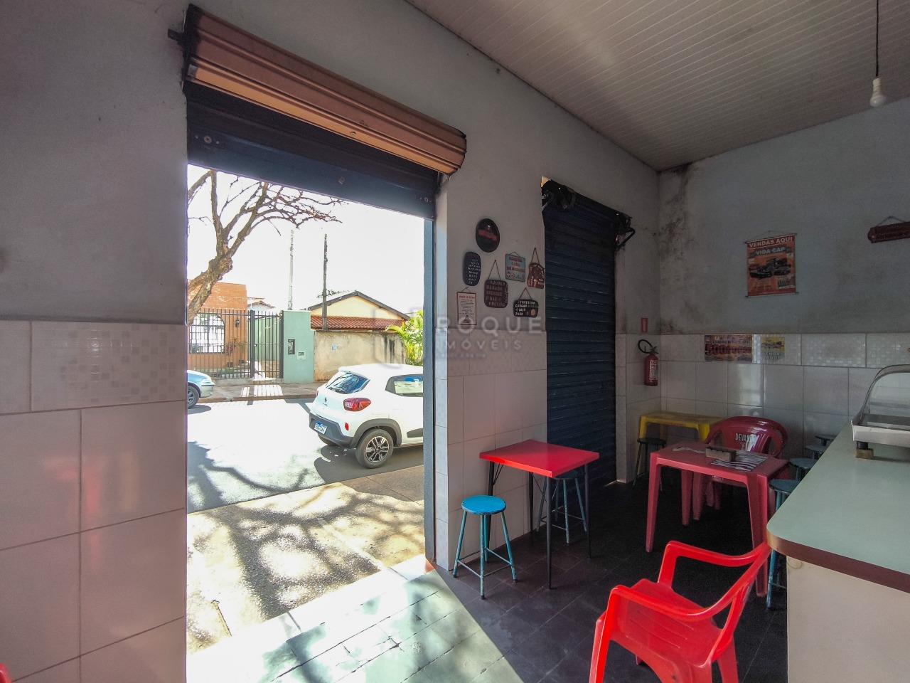 Casa Residencial à venda no bairro Vila São Roque: SALÃO