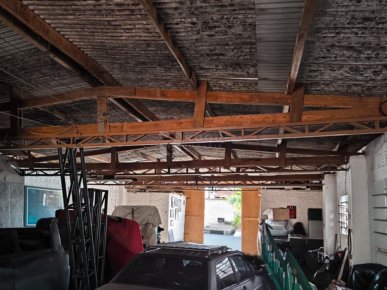 Barracão/Galpão à venda no bairro Vila São Roque: BARRACÃO