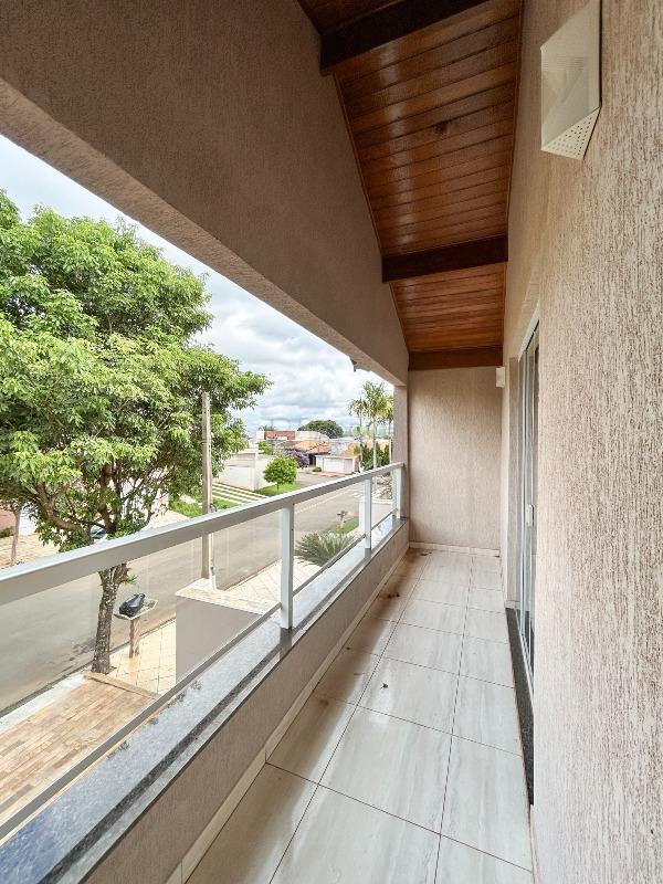 Casa em condomínio para aluguel no bairro Parque Residencial Roland: Sacada 