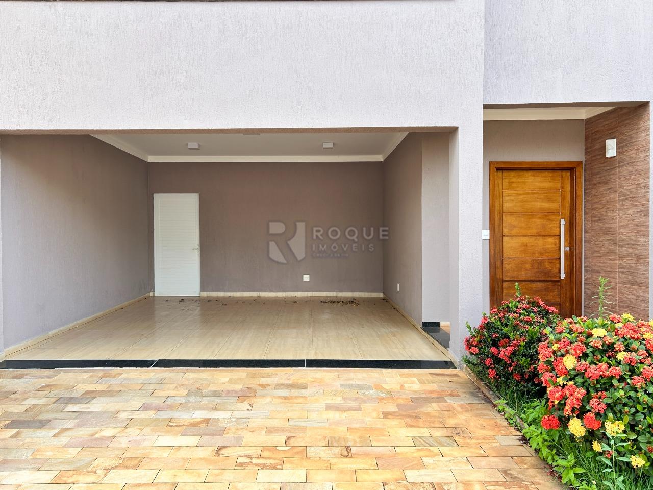 Casa em condomínio para aluguel no bairro Parque Residencial Roland: Garagem 