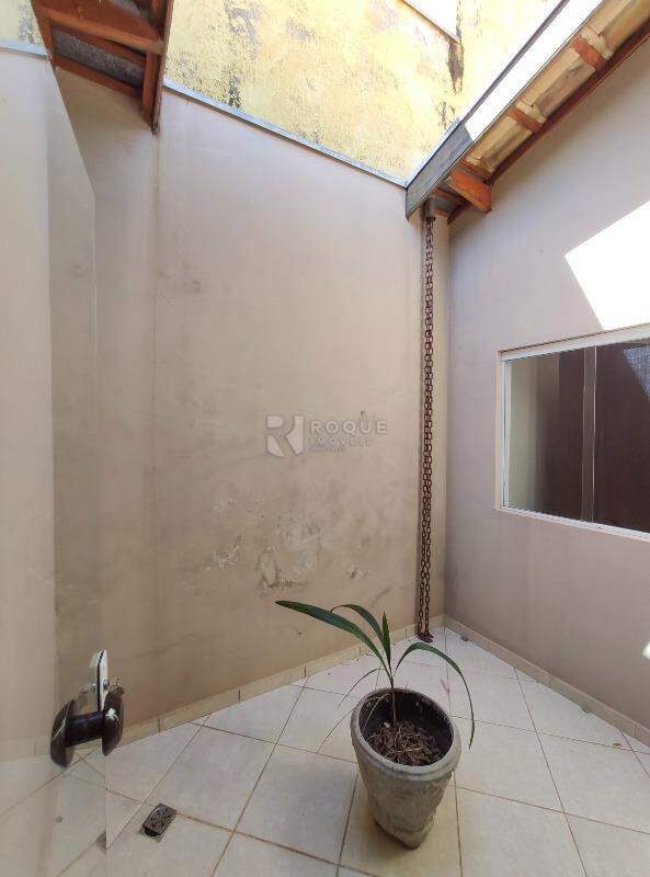 Casa Residencial para aluguel no bairro Vila Agostinho Francisco de Assis: Jardim de inverno 