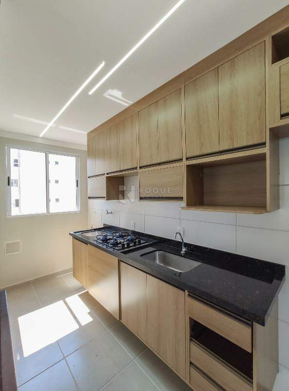Apartamento para aluguel no bairro Vale das Esmeraldas: Cozinha 