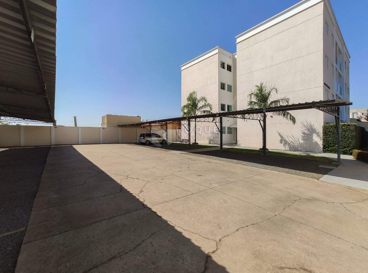 Apartamento para aluguel no bairro Jardim Ouro Verde: Área externa 