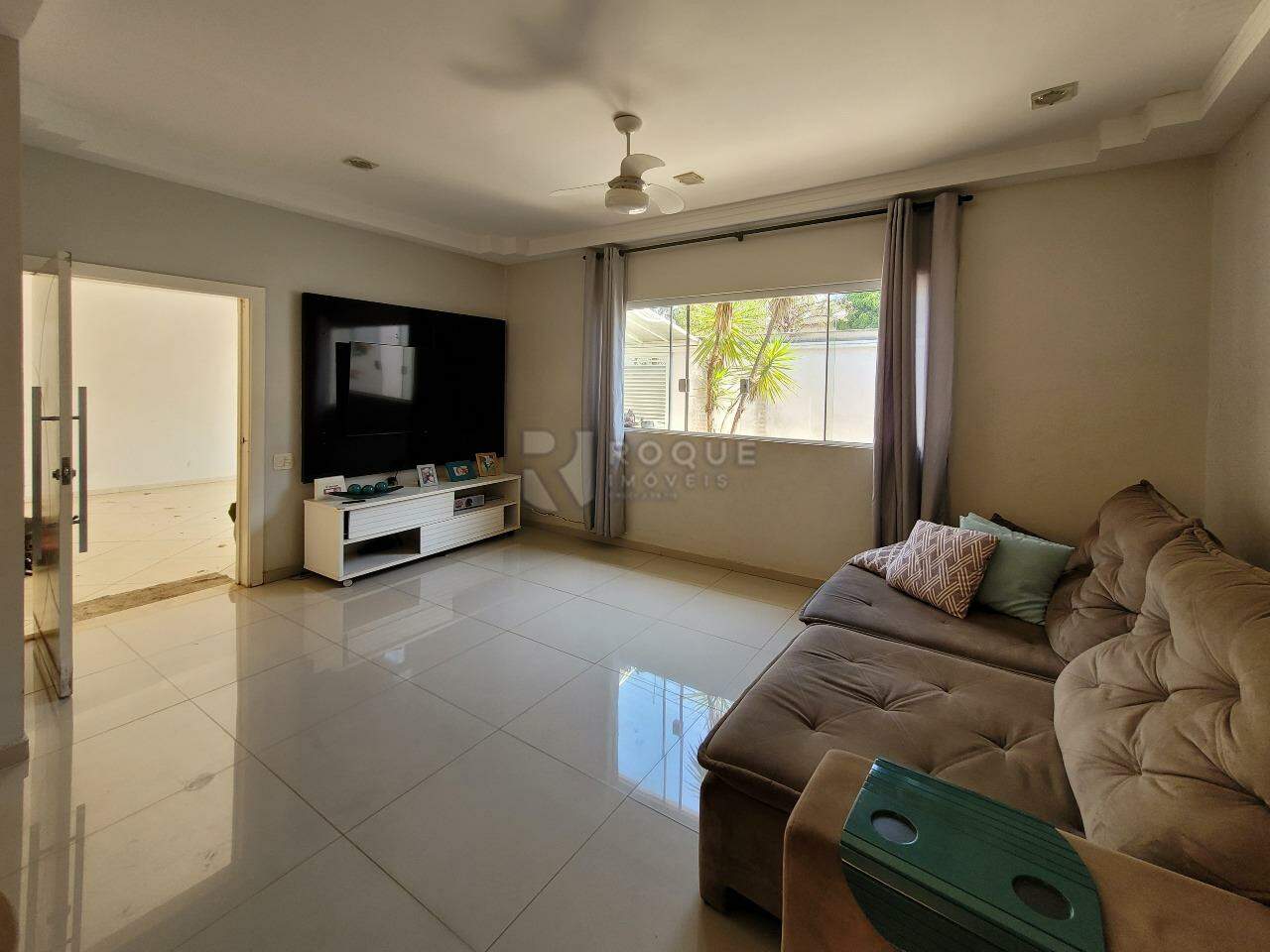 Casa Residencial à venda no bairro Vila Castelar: SALA DE ESTAR