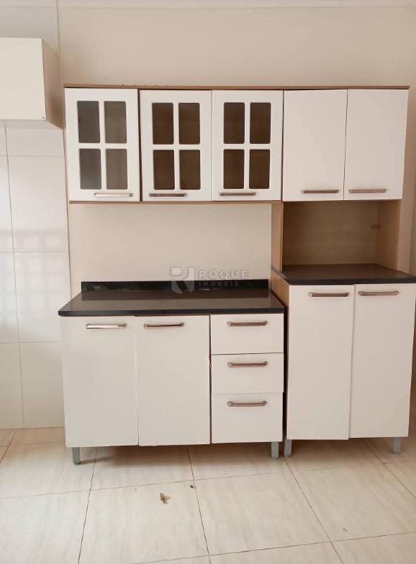 Casa com salão à venda no bairro Jardim São Paulo: COZINHA