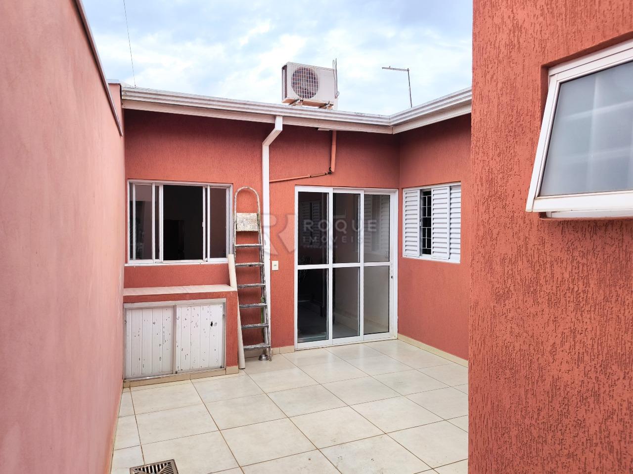 Casa com salão à venda no bairro Jardim São Paulo: EDÍCULA