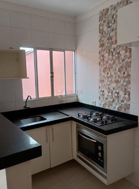 Casa com salão à venda no bairro Jardim São Paulo: COZINHA