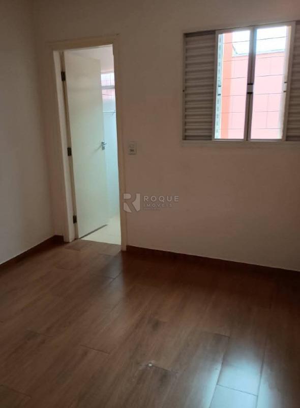 Casa com salão à venda no bairro Jardim São Paulo: SUÍTE