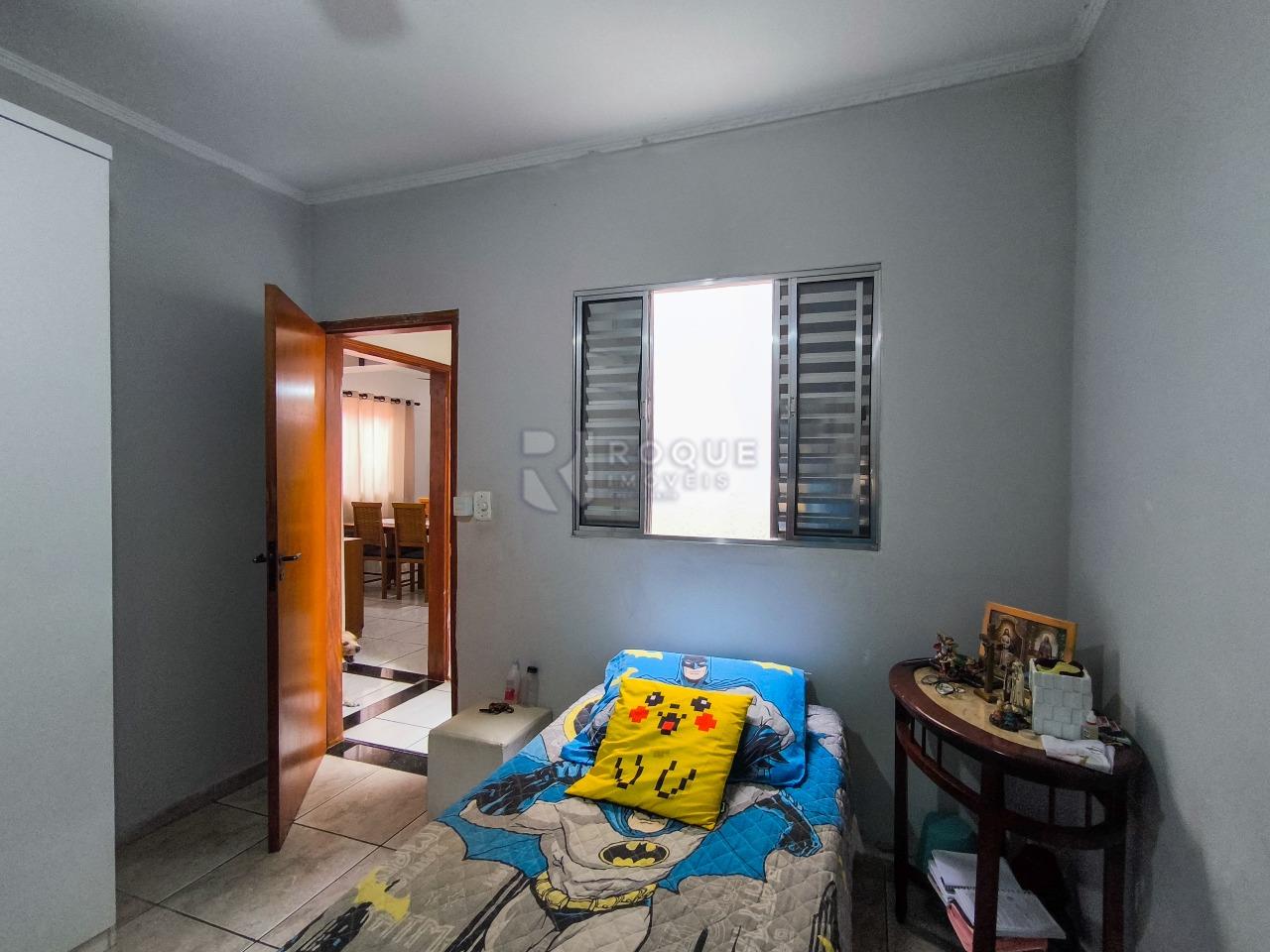 Casa com salão à venda no bairro Jardim São Paulo: DORMITÓRIO 2