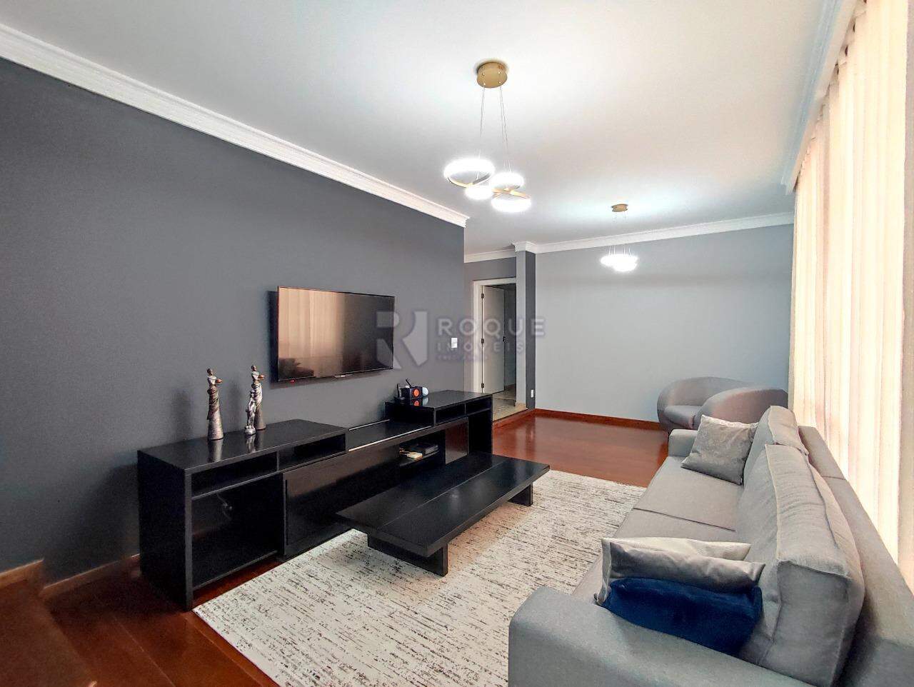 Apartamento para aluguel no bairro Centro: Sala de Estar