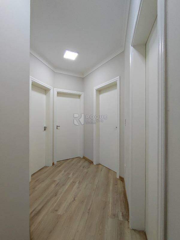Apartamento para aluguel no bairro Centro: Hall dos quartos